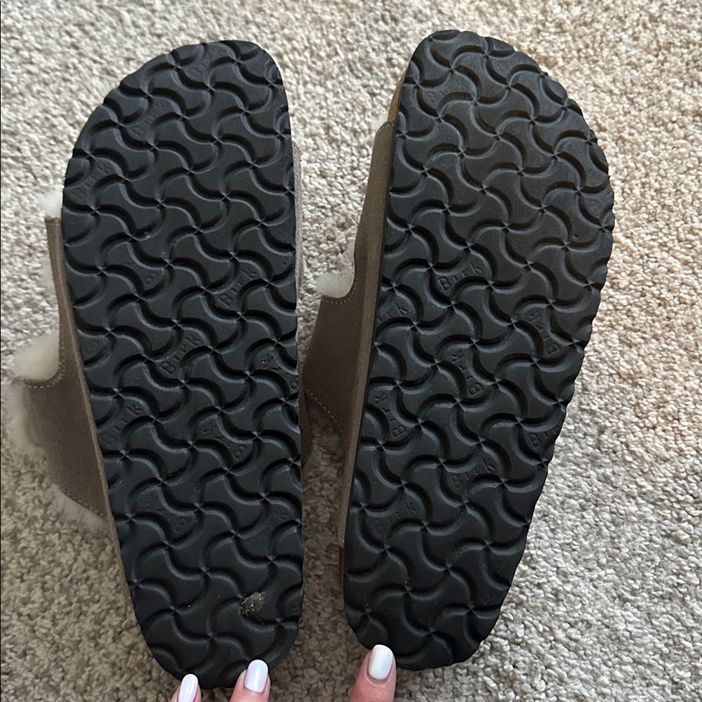 Birkenstock shearling lined Arizona grey sandals sz 40 9 - Picture 9 of 10